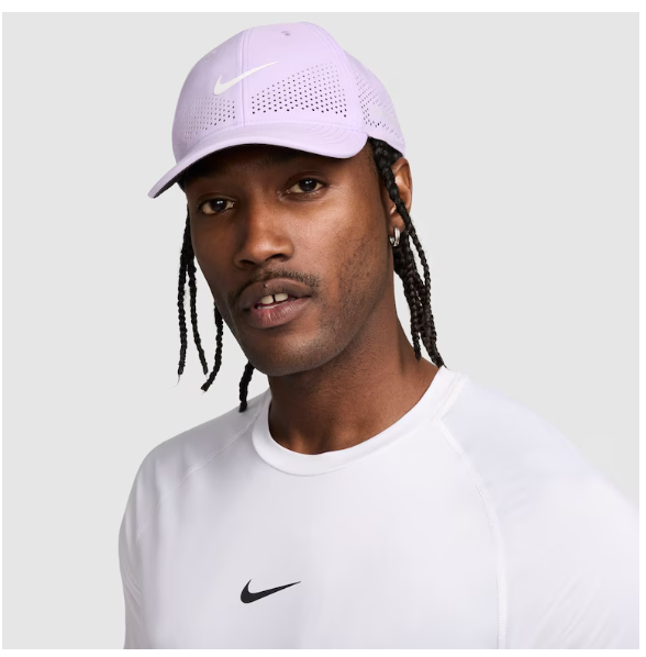 Personal Shopper | Achetez depuis le Brésil -Boné Nike Dri-FIT ADV Club Unisex -1 unités (DDP)