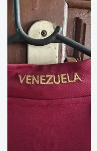 Personal shopper | Buy from Brazil  -Camisa Venezuela Adidas - Futebol temporada 2009 -  1 item (DDP)