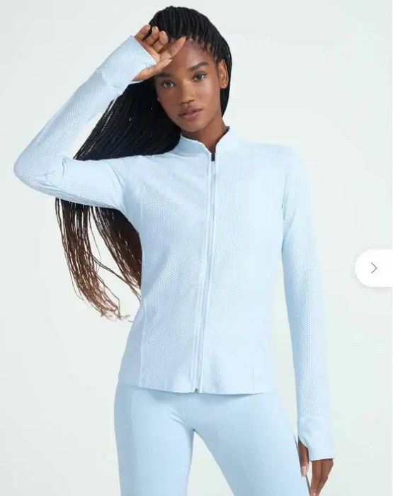 Personal Shopper | Buy from Brazil  - Track&field Clothes - 8 units (DDP)