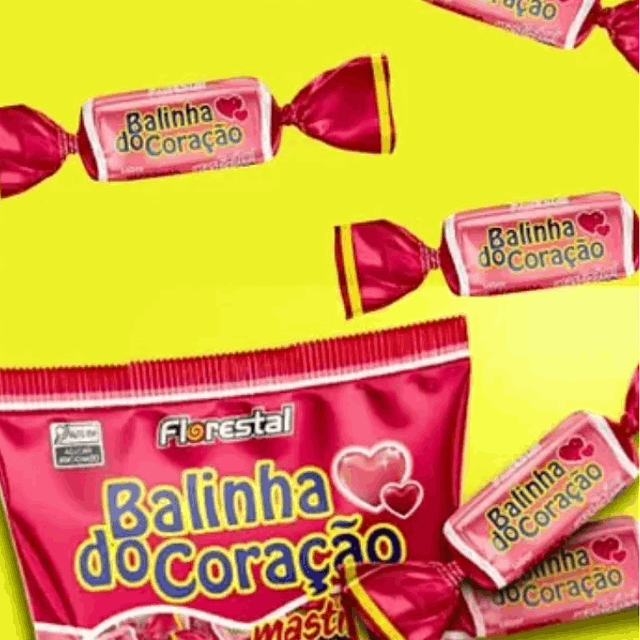 4 Packs Florestal  Super Soft Strawberry Chewable Candy - Balinha do Coração - 4 x 500g (17.6 oz)