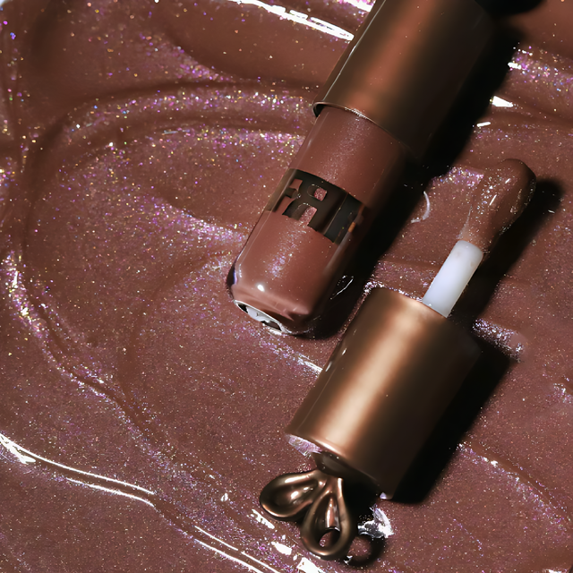 Fran by Franciny Ehlke Lip Bunny Chocolate Brown Shimmer Lip Gloss, Vinyl Shine & Hydration – 0.18 oz (5 g) collectible packaging design – Buy now at MKPBR.COM – Worldwide Shipping