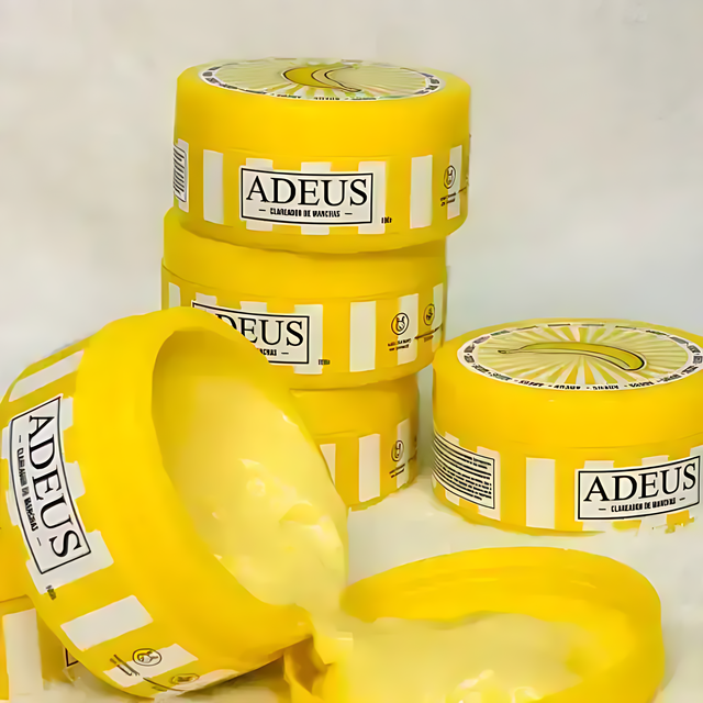 Adeus Dark Spot Correcting Cream open jar showing texture, Brazilian brightening cream for dark spots - Buy now at MKPBR.COM - Worldwide Shipping