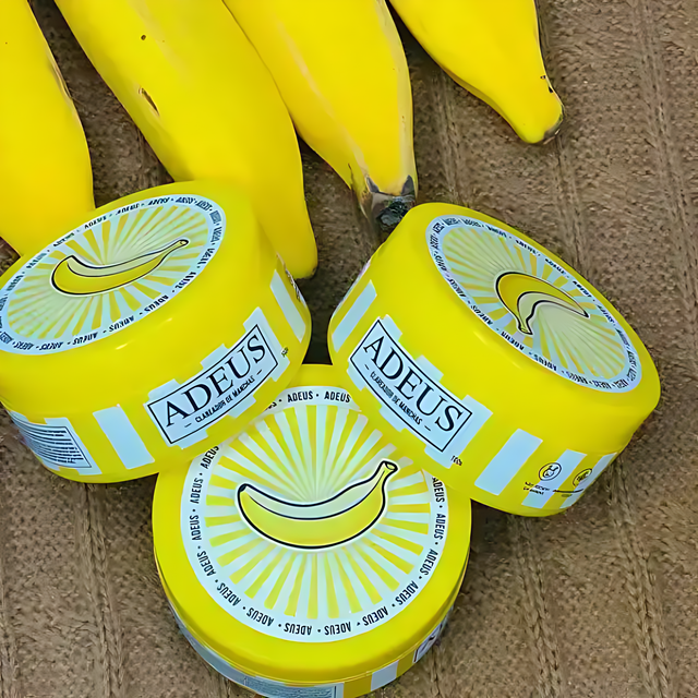 Adeus Dark Spot Correcting Cream with banana extract packaging, Brazilian skincare brightening cream - Buy now at MKPBR.COM - Worldwide Shipping