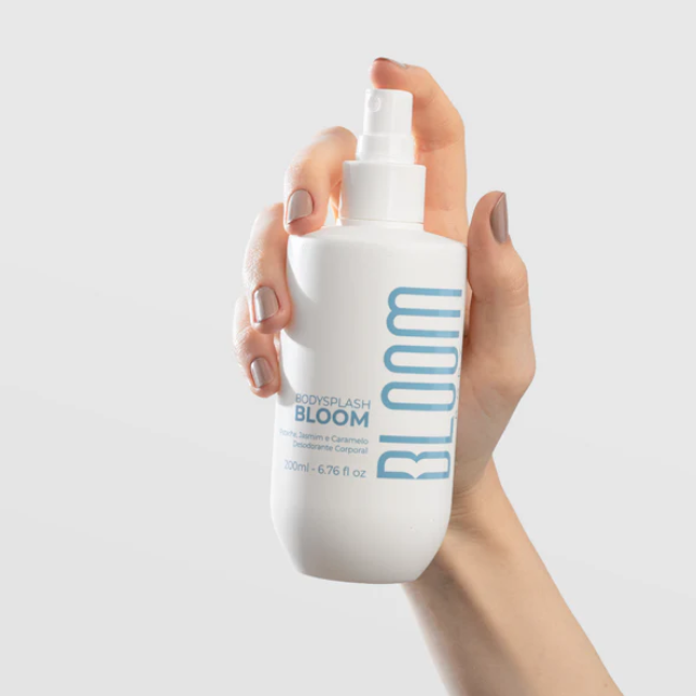 Bloom Body Bloom Body Splash Pistachio & Vanilla Body Mist Cologne Spray, Intense Gourmand Floral Scent – 6.76 fl oz (200 ml) spray nozzle close-up for fine mist application – Buy now at MKPBR.COM – Worldwide Shipping