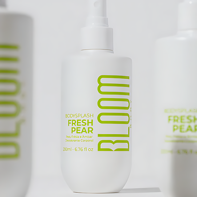 Bloom Body Fresh Pear Body Splash Body Mist Cologne Spray, Fresh Fruity-Floral Scent (Moderate) – 6.76 fl oz (200 ml) close-up of product name and branding – Buy now at MKPBR.COM – Worldwide Shipping
