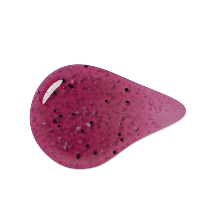 Texture swatch of Boticário Cuide-se Bem Amoruda exfoliating body wash showing the deep pink blackberry gel with fine black and white exfoliating particles – Buy now at MKPBR.COM – Worldwide Shipping