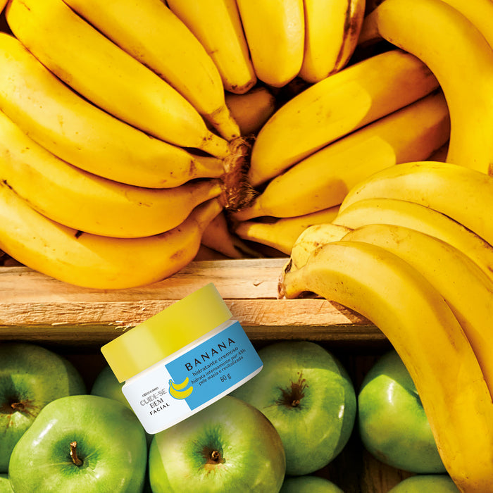 Boticario Cuide-se Bem Feira Banana face moisturizer 80 g styled in a bright lifestyle scene with fresh bananas, Brazilian skincare – Buy now at MKPBR.COM – Worldwide Shipping