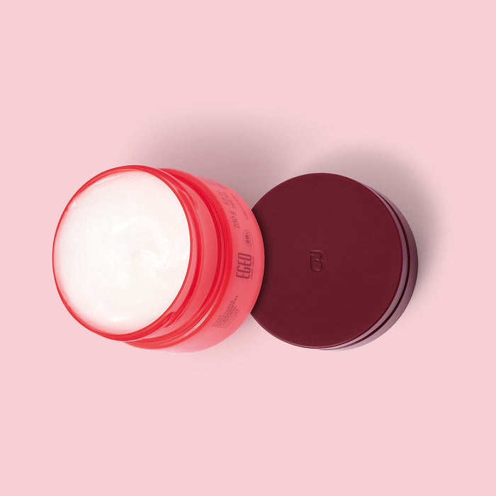 Open jar of Boticario Egeo Choc High body souffle revealing the whipped fast-absorbing 48 hour hydration cream texture – Buy now at MKPBR.COM – Worldwide Shipping