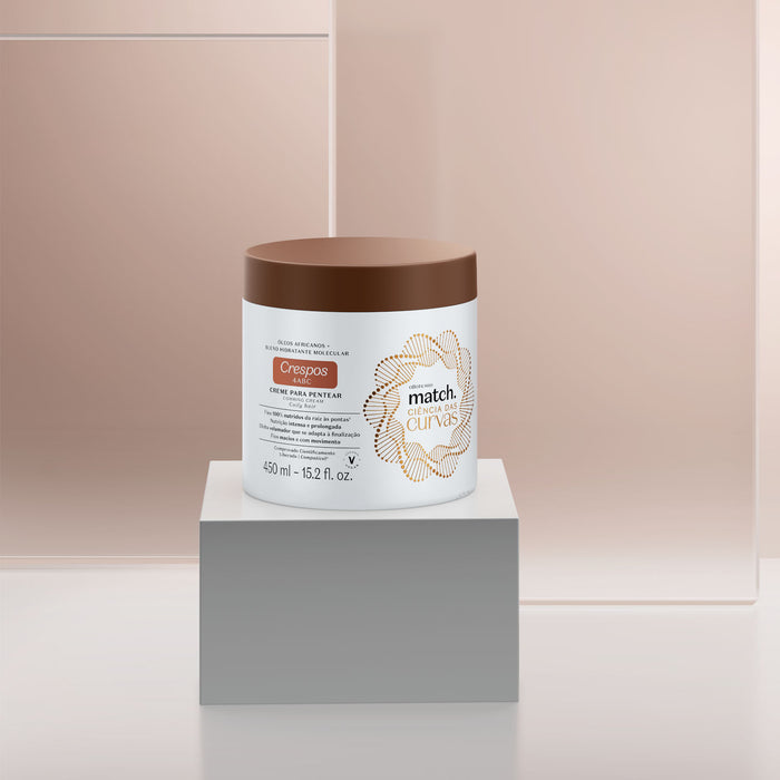 O Boticário Match Curvas Crespos 350g hydrating hair mask styled in a lifestyle bathroom scene, Brazilian curly and coily hair care routine – Buy now at MKPBR.COM – Worldwide Shipping