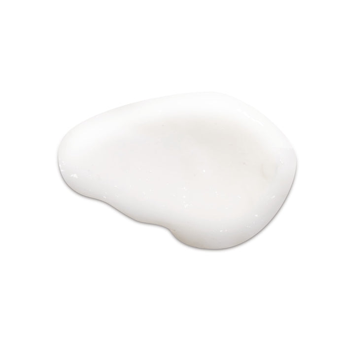 Sensorial lifestyle image of Boticário Match Escudo de Hidratação Conditioner showing smooth, hydrated and frizz-controlled Brazilian hair – Buy now at MKPBR.COM – Worldwide Shipping