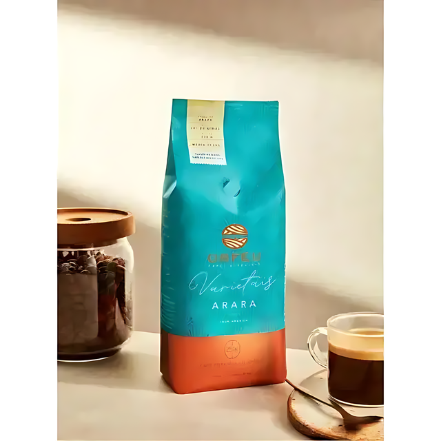 Orfeu Arara Whole Bean Coffee – A freshly brewed c