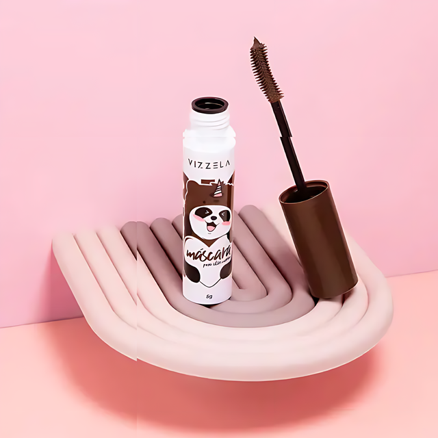 Brazilian Mascara Big No Panda by Vizzela – 0.17 oz (5g) – Buy now at MKPBR.COM – Worldwide Shipping