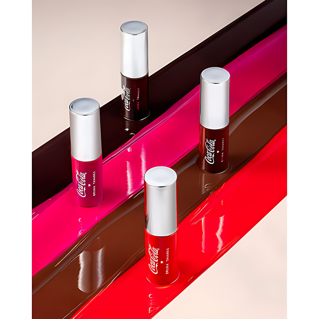Bruna Tavares x Coca-Cola Oil Tint Hyaluronic Acid and Almond Oil – Buy now at MKPBR.COM – Worldwide Shipping