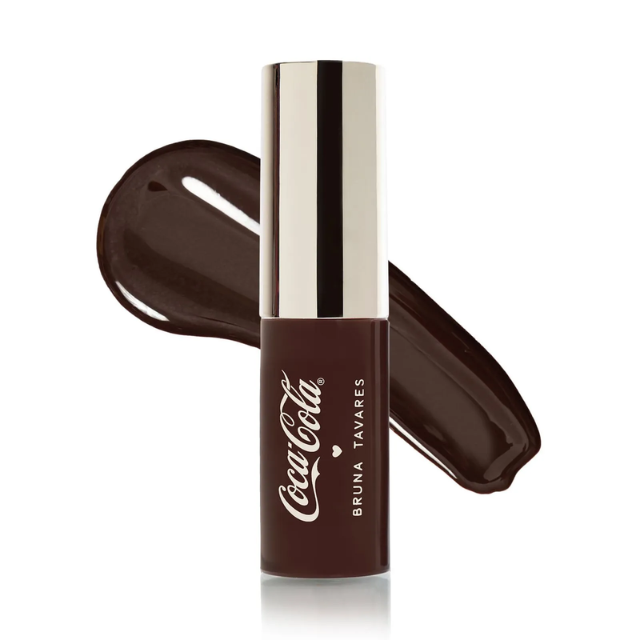 Bruna Tavares x Coca-Cola Oil Tint Shade Harmony Intense Brown – Buy now at MKPBR.COM – Worldwide Shipping