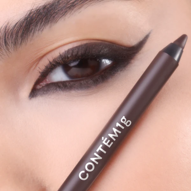 Contém1g Lápis Supers Ultra-Pigmented Waterproof Eyeliner – Rich Brown Shade – Buy now at MKPBR.COM – Worldwide Shipping