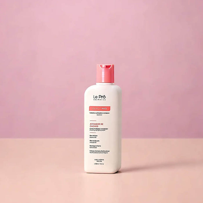 Le Prö Curly Pro coconut and shea curl cream packaging – Buy now at MKPBR.COM – Worldwide Shipping