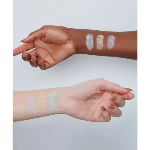 Mari Maria Makeup Soft Silk Loose Color Correcting Powder - Embrace Brazilian beauty for an even complexion – Buy now at MKPBR.COM – Worldwide Shipping