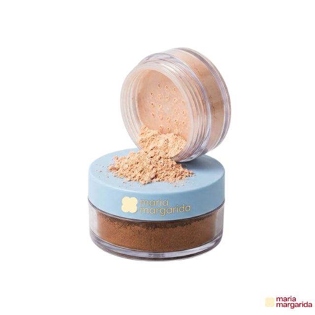 Angled view of Tapioca Hydrating Powder by Maria Margarida – Buy now at MKPBR.COM – Worldwide Shipping