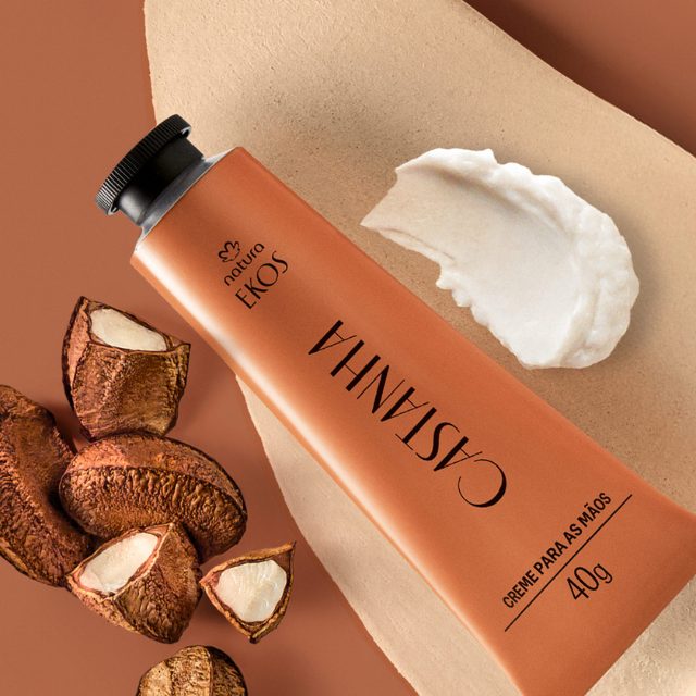 Natura Ekos Castanha Hand Cream for 48H Moisture + Nail Shine – 2.65 oz (75 g) castanha ingredient-inspired visual – Buy now at MKPBR.COM – Worldwide Shipping