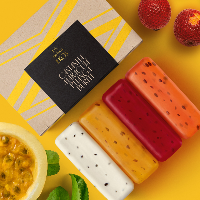 Natura Ekos Exfoliating Bar Soap Gift Set (4 Bars) – Creamy Cleanse, Skin-Polishing Texture – 14.11 oz (400 g) Total box front – Buy now at MKPBR.COM – Worldwide Shipping