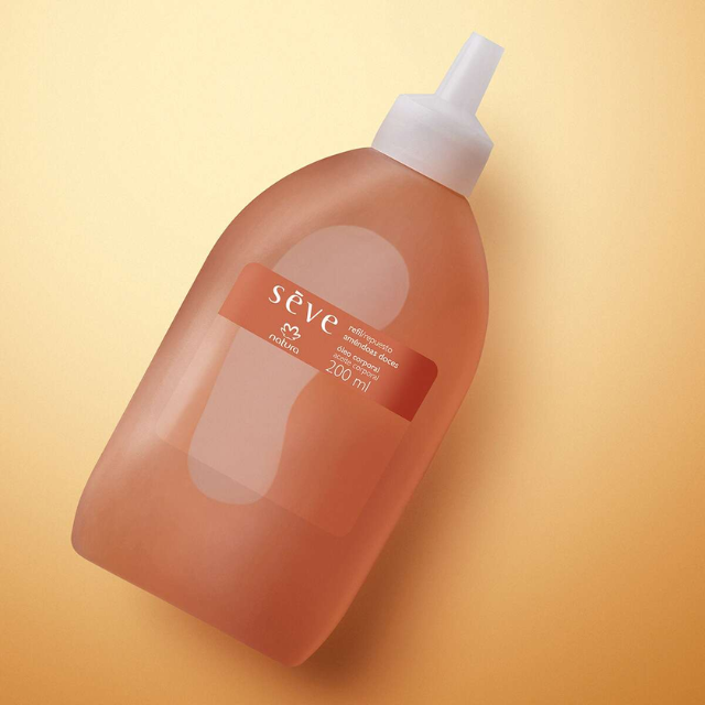 Natura Sève Sweet Almond Body Oil (In-Shower Rinse-Off) for Soft, Radiant-Looking Skin – 6.76 fl oz (200 ml) sweet almond ingredient-inspired visual – Buy now at MKPBR.COM – Worldwide Shipping
