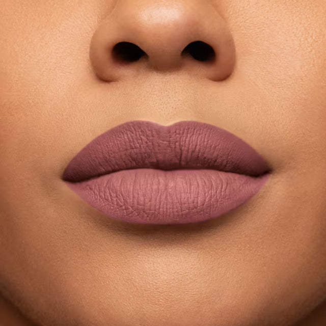 Niina Secrets Skinny Matte Lipstick Malva Camelia look – Buy now at MKPBR.COM – Worldwide Shipping