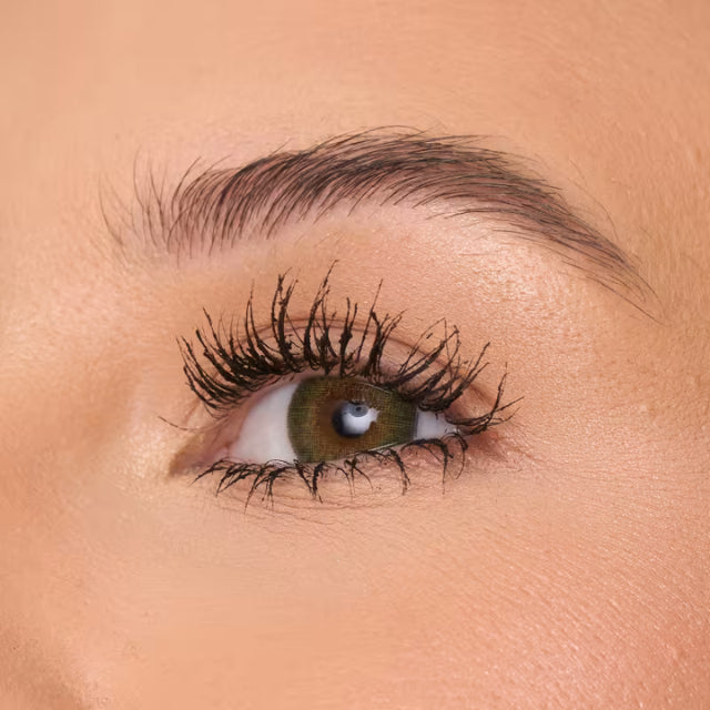Niina Secrets Super Bold Mascara eye look dramatic volume – Buy now at MKPBR.COM – Worldwide Shipping