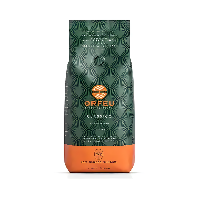 Orfeu Classic Whole Bean Coffee – 8.82 oz (250g) – A premium bag of Orfeu Classic Whole Bean Coffee, showcasing its elegant design and 'Café em Grãos' label. – Buy now at MKPBR.COM – Worldwide Shipping