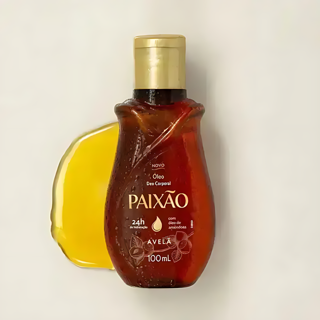 Almond oil feature detail on Paixão Hazelnut body oil