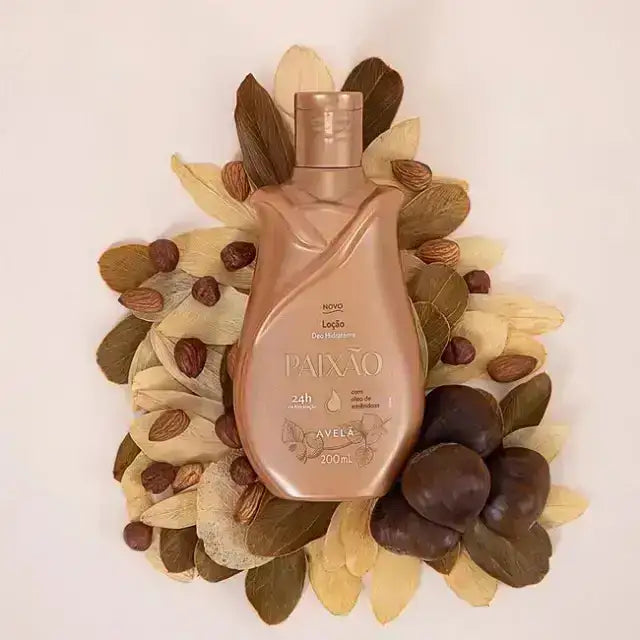 Paixão Avelã Premium Brazilian Body Lotion artfully arranged with natural leaves and nuts, highlighting natural ingredients – Buy now at MKPBR.COM – Worldwide Shipping