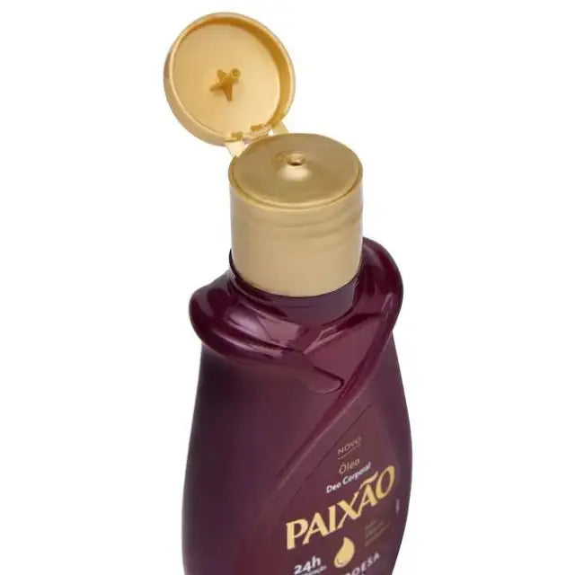 Cap and dispenser detail of Paixão Black Raspberry deodorant body oil. Buy now at MKPBR.COM – Worldwide Shipping
