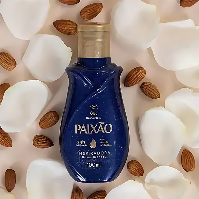 Paixão Inspiradora White Roses & Almond Hydrating Body Oil for Radiant Skin - 100mL - Elegant bottle with white rose petals and almonds, highlighting natural essence – Buy now at MKPBR.COM – Worldwide Shipping