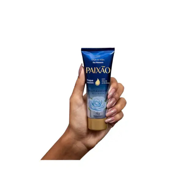 Paixão White Roses Hand Cream 2.5 fl oz (75 g) tube held in hand, perfect for on-the-go hydration and care – Buy now at MKPBR.COM – Worldwide Shipping