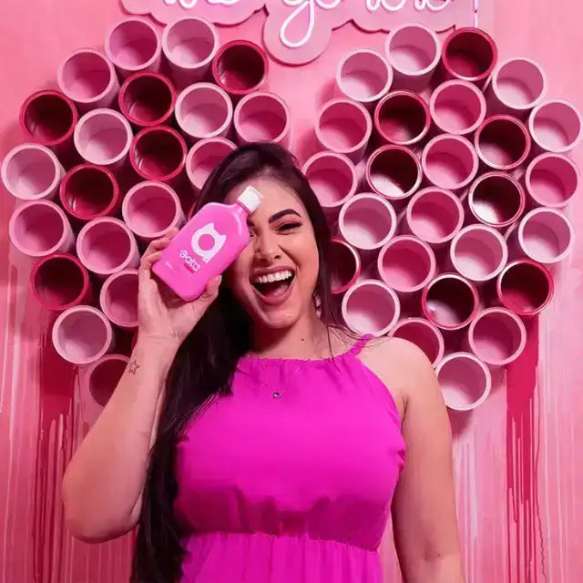 Terapiatox Ficando Gata, volume reducer and anti-frizz cream for smooth, aligned hair – Buy now at MKPBR.COM – Worldwide Shipping