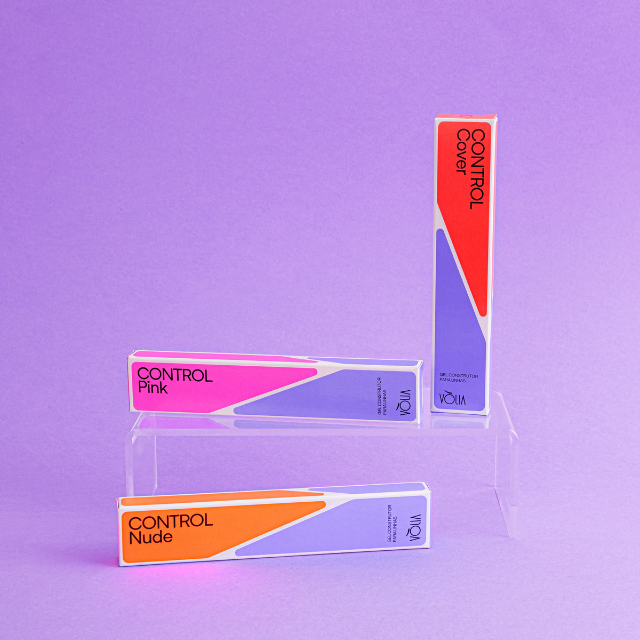 Vòlia Control Gel specifically designed for reverse French manicures and easy maintenance – Buy now at MKPBR.COM – Worldwide Shipping