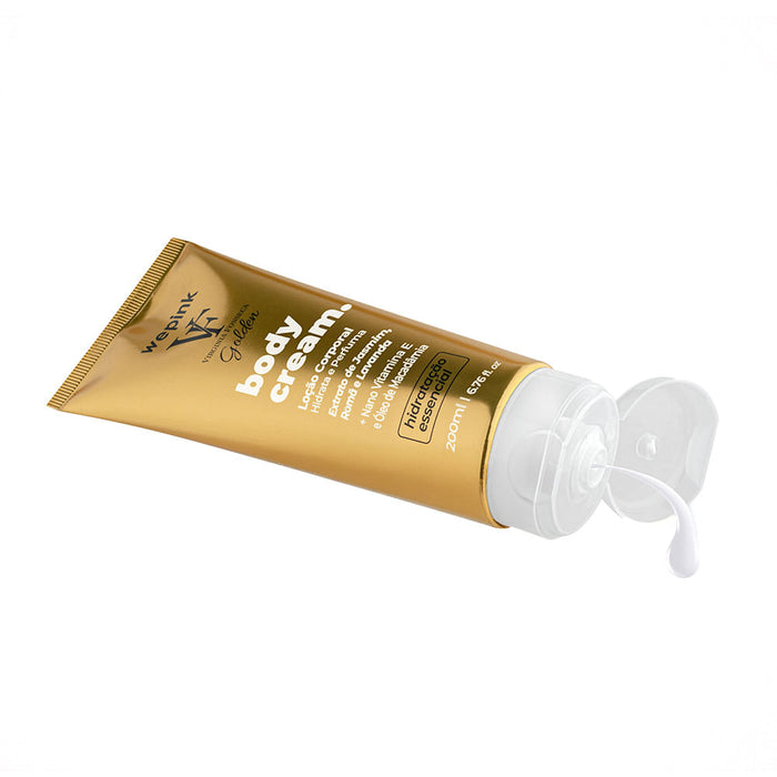 Wepink VF Golden Body Cream fragrance notes