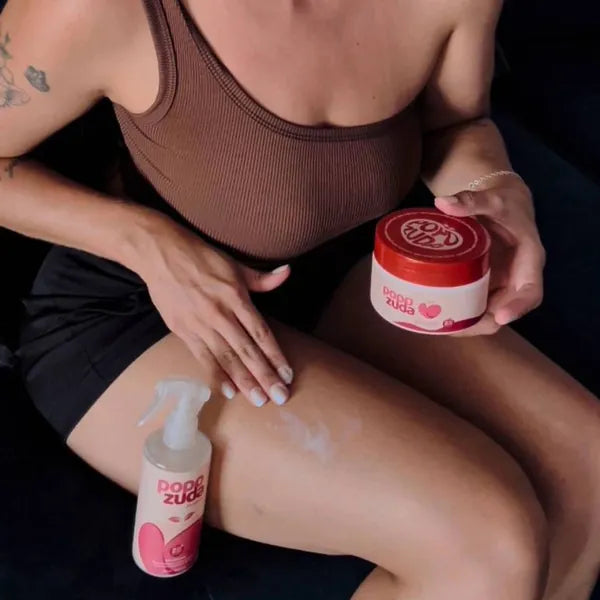 Popozuda customer with her Popozuda products